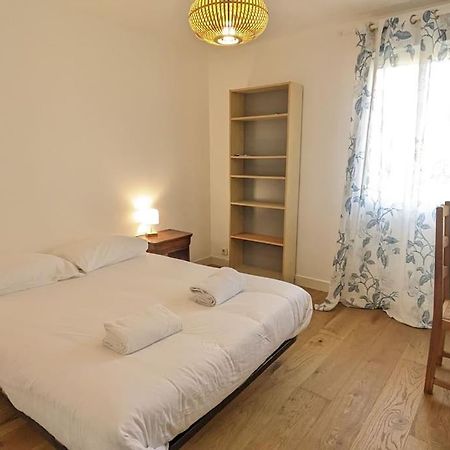 Le 828 : Appartement En Plein Centre De Ванн Екстер'єр фото